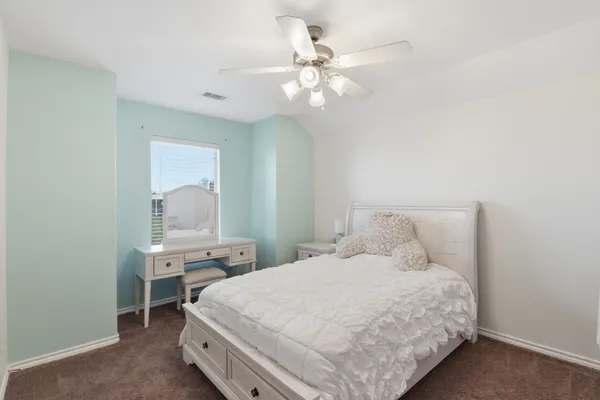 $336,000 | 6621 Blue Hollow Lane, Dickinson, TX 77539