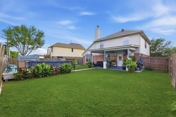 $336,000 | 6621 Blue Hollow Lane, Dickinson, TX 77539