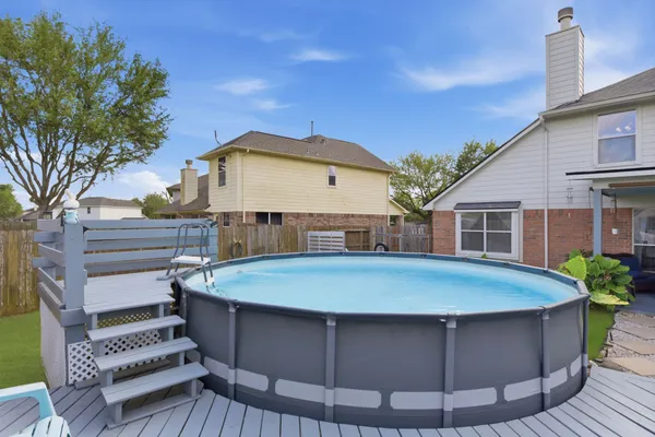 $336,000 | 6621 Blue Hollow Lane, Dickinson, TX 77539