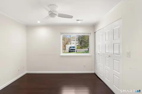 $475,000 | 32 Rowayton Woods Drive, Unit 32, Norwalk, CT 06854