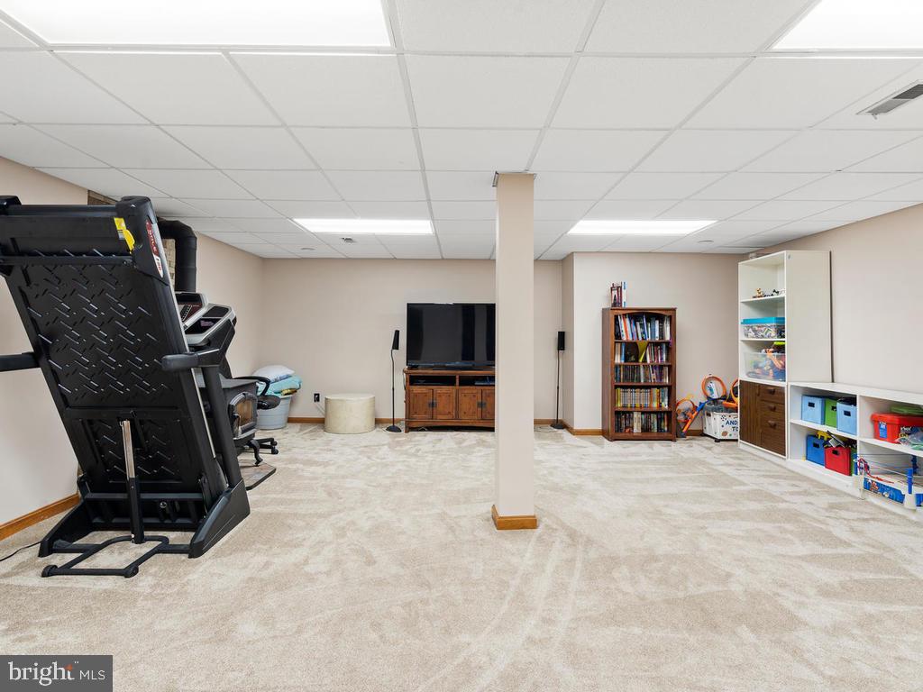 18122 Cashell Road Rockville, MD 20853 - Photo 36 of 58 Gallery Image 36