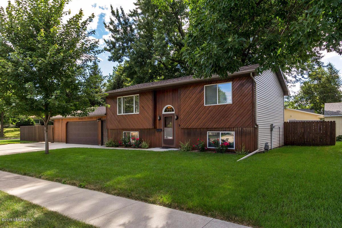 1905 20th Avenue Northwest Rochester, MN 55901 - Photo 1 of 1 Gallery Image 1