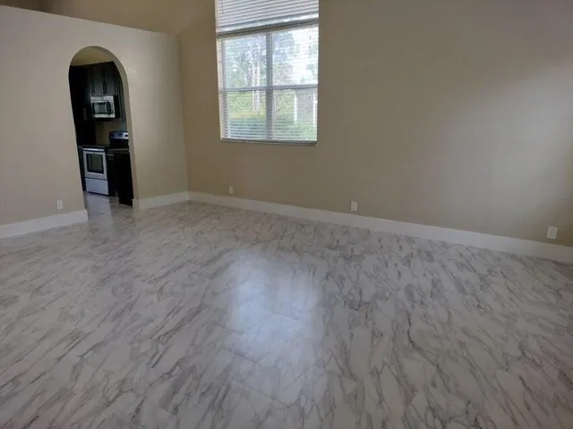 $2,850 | 5671 Sunberry Circle, Fort Pierce, FL 34951