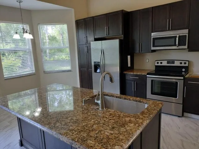 $2,850 | 5671 Sunberry Circle, Fort Pierce, FL 34951