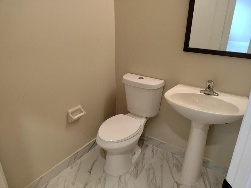 5671 Sunberry Circle Fort Pierce, FL 34951 - Photo 10 of 47 10