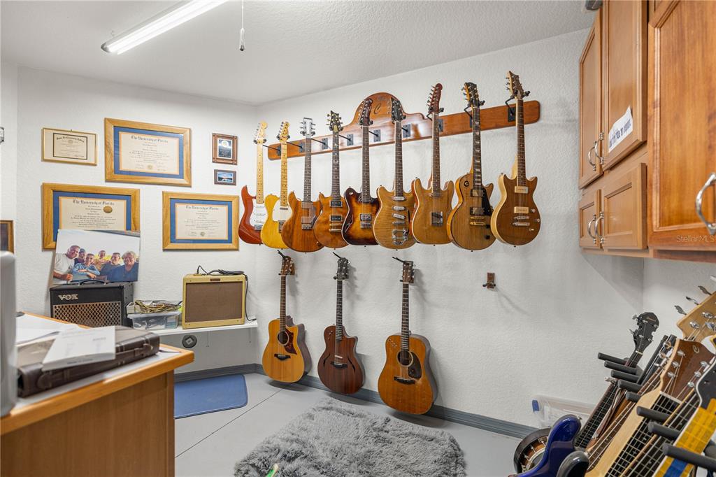 3817 North Calusa Point Crystal River, FL 34428 - Photo 28 of 54 a view of a room with gym equipment