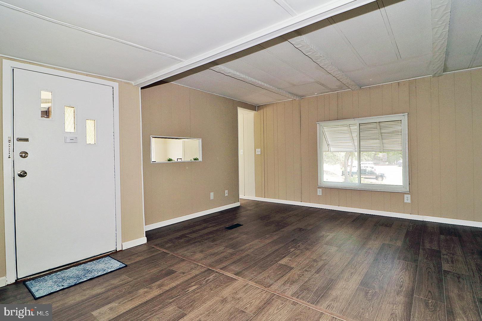 4 Fox Street Whiting, NJ 08759 - Photo 9 of 22 Living Room