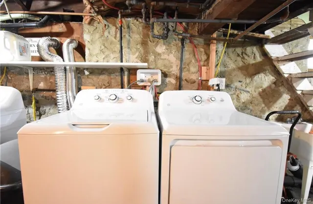 $699,999 | 85 Grand Avenue, Pearl River, NY 10965