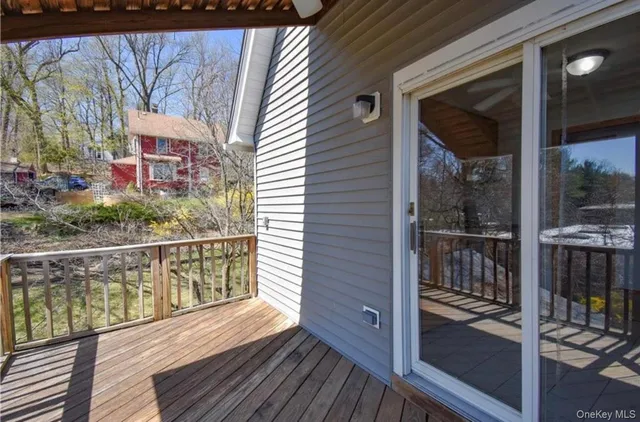 $699,999 | 85 Grand Avenue, Pearl River, NY 10965