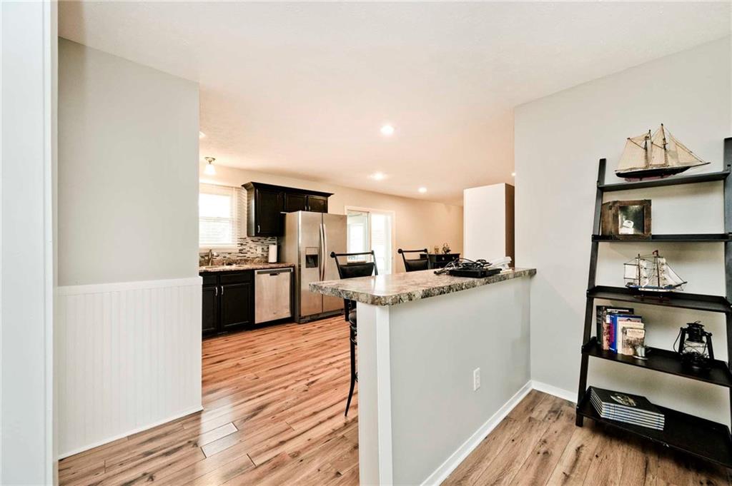 8537 Castle Farms Road Indianapolis, IN 46256 - Photo 7 of 24 Gallery Image 7