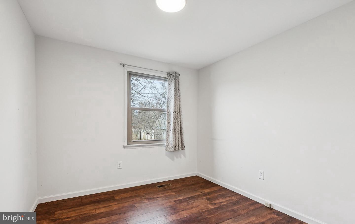 715 Cooper Landing Road Cherry Hill, NJ 08002 - Photo 15 of 19