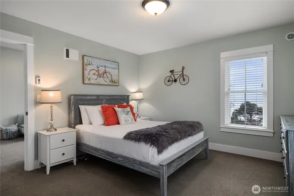 $1,759,000 | 78 Pacifica Lane, Pacific Beach, WA 98571