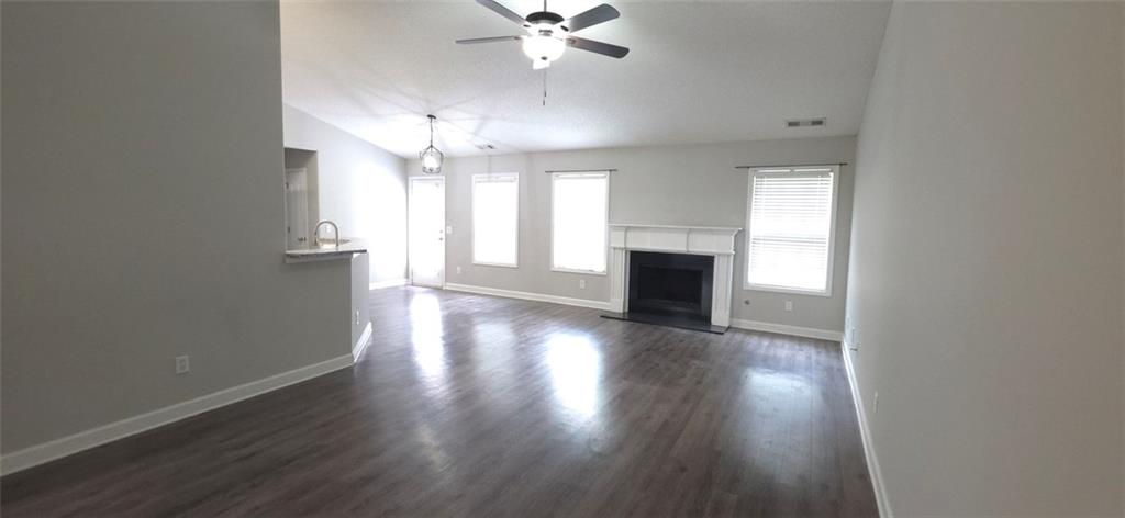 439 Red Bud Road Jefferson, GA 30549 - Photo 2 of 21