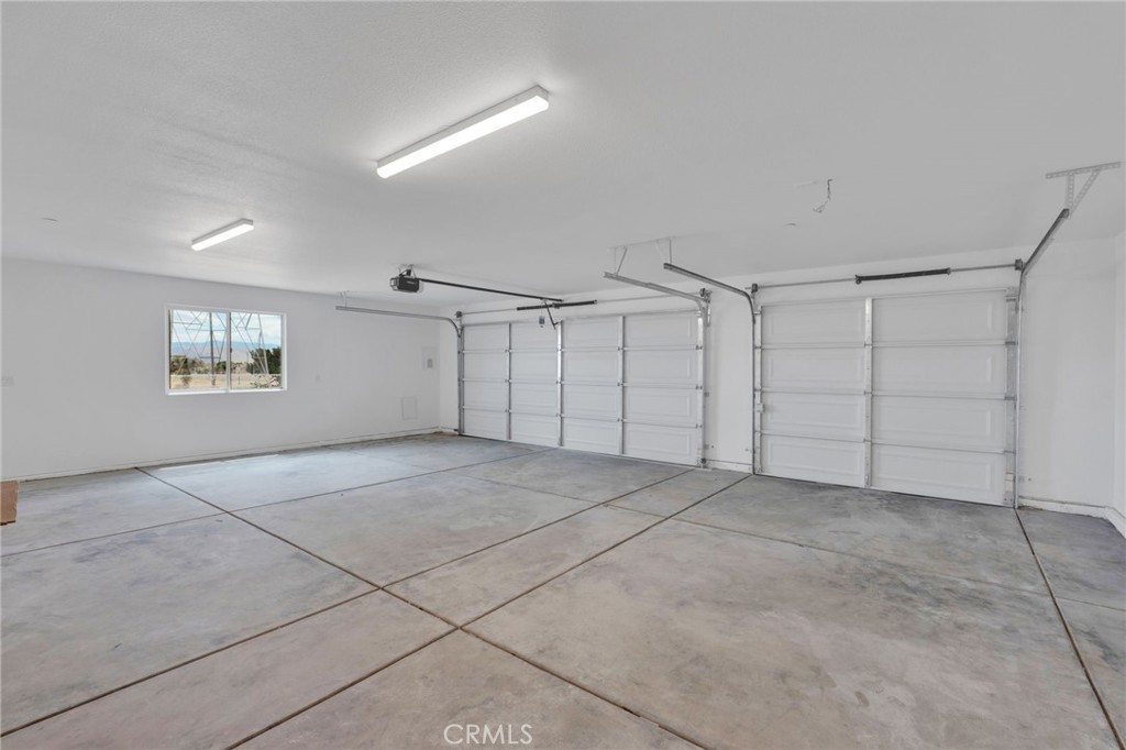 9835 Pyrite Avenue Hesperia, CA 92345 - Photo 43 of 46