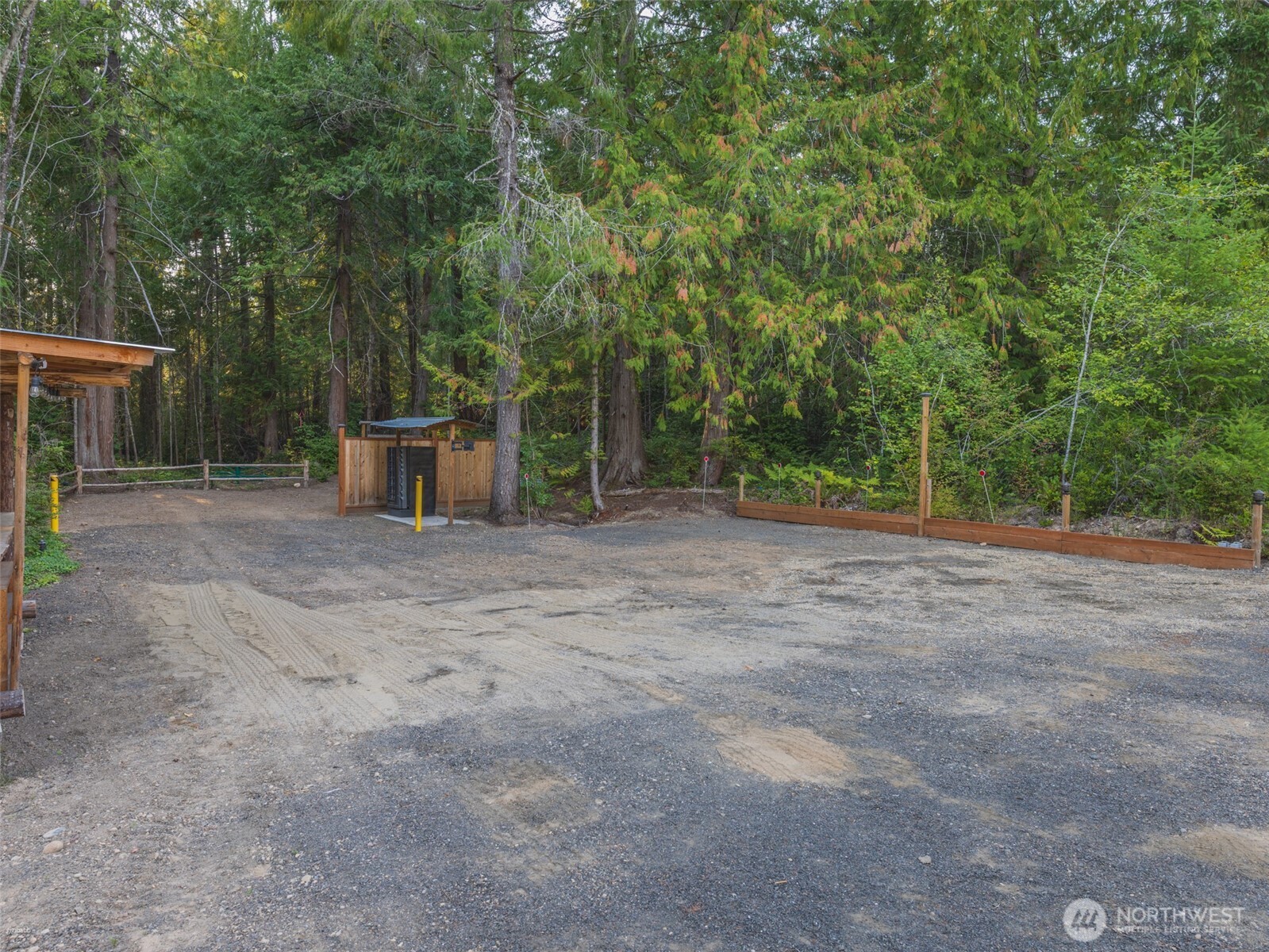 5441 East Grapeview Loop Road Allyn, WA 98524 - Photo 2 of 13