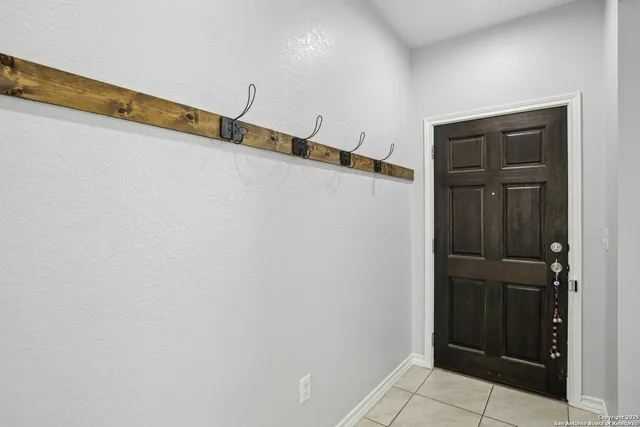 a view of entryway with a hallway