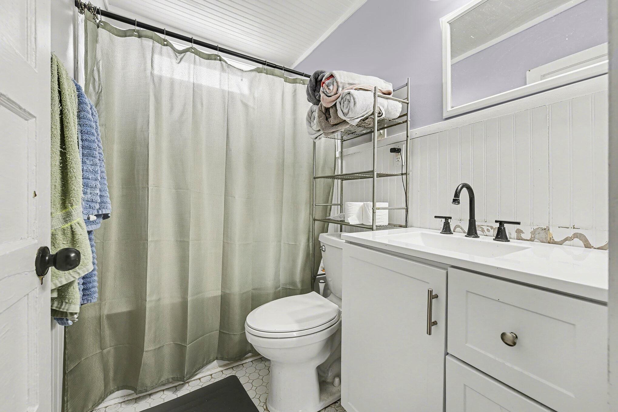 81 Simons Street Charleston, SC 29403 - Photo 26 of 31 81 Simons B