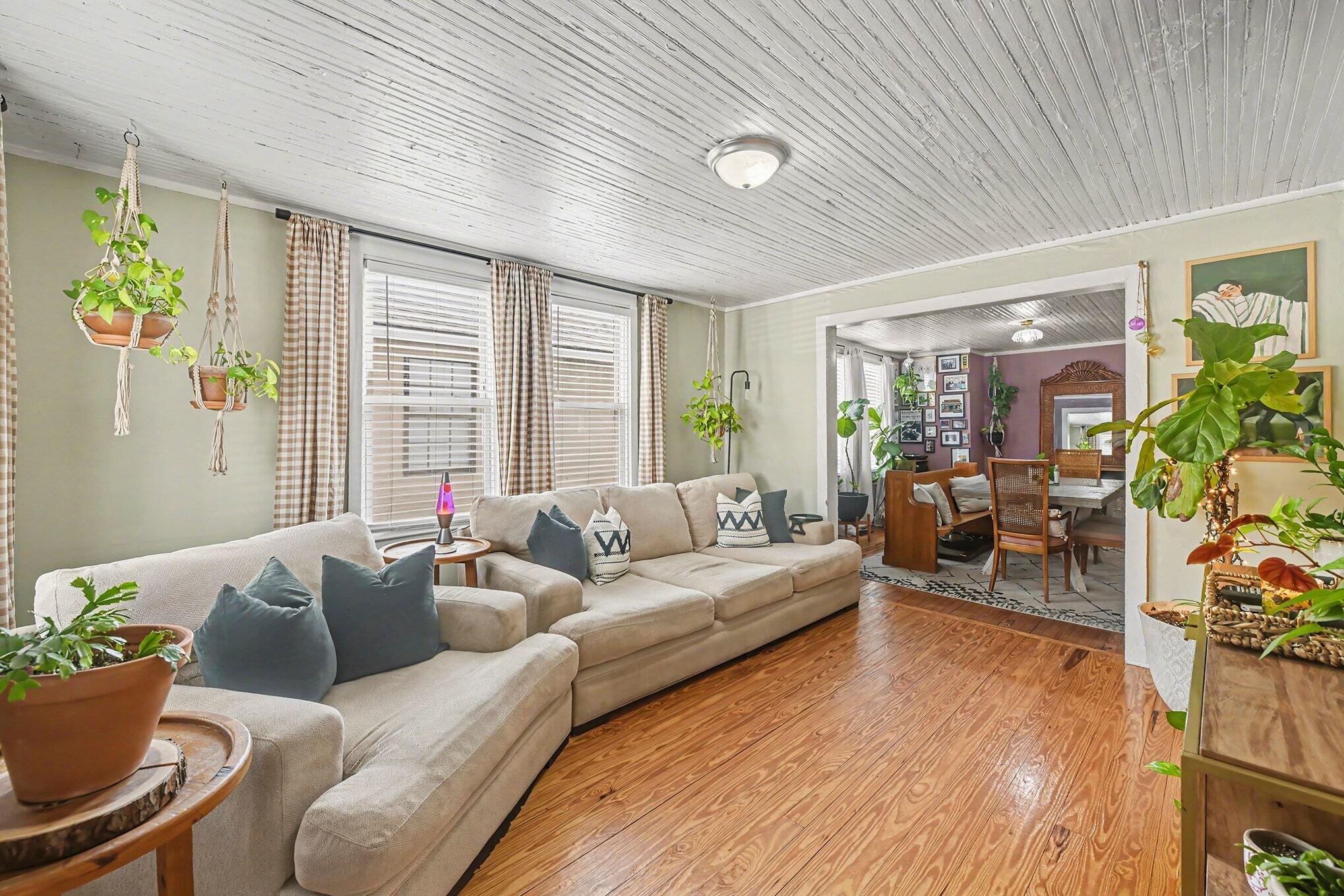 81 Simons Street Charleston, SC 29403 - Photo 6 of 31 81 Simons A