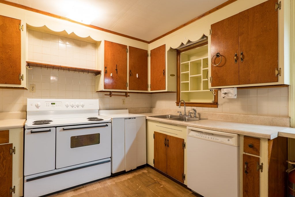 6711 Miller Bridge Road Hahira, GA 31632 - Photo 12 of 44 Gallery Image 12