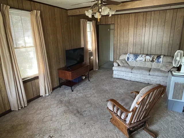 $102,500 | 823 Northwest 5th Street, Grand Rapids, MN 55744