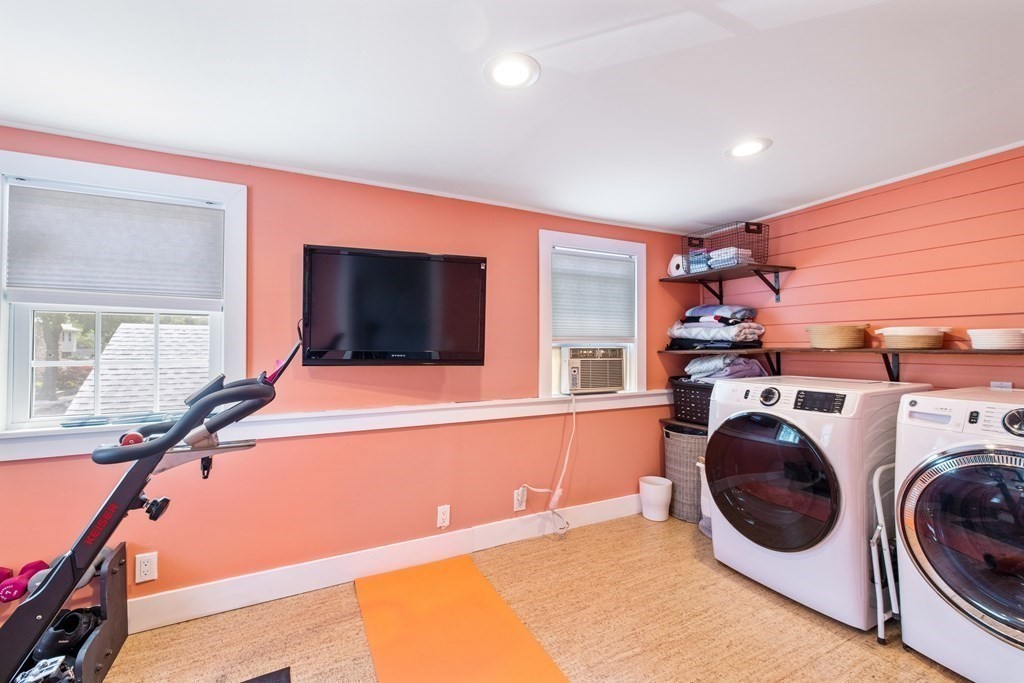 17 Post Island Road Quincy, MA 02169 - Photo 25 of 28 Gallery Image 25