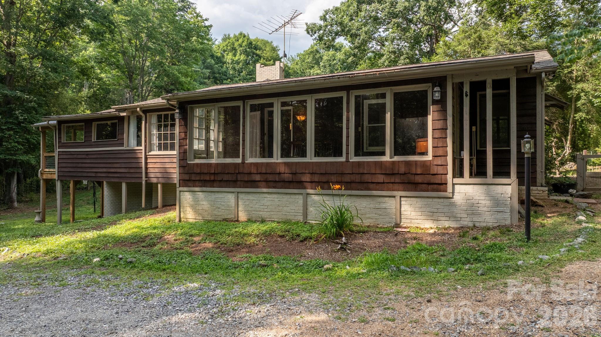 3466 Dry Ponds Road Granite Falls, NC 28630 - Photo 3 of 38