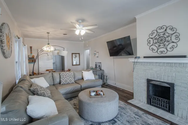 $247,000 | 258 Querens Avenue, Biloxi, MS 39530