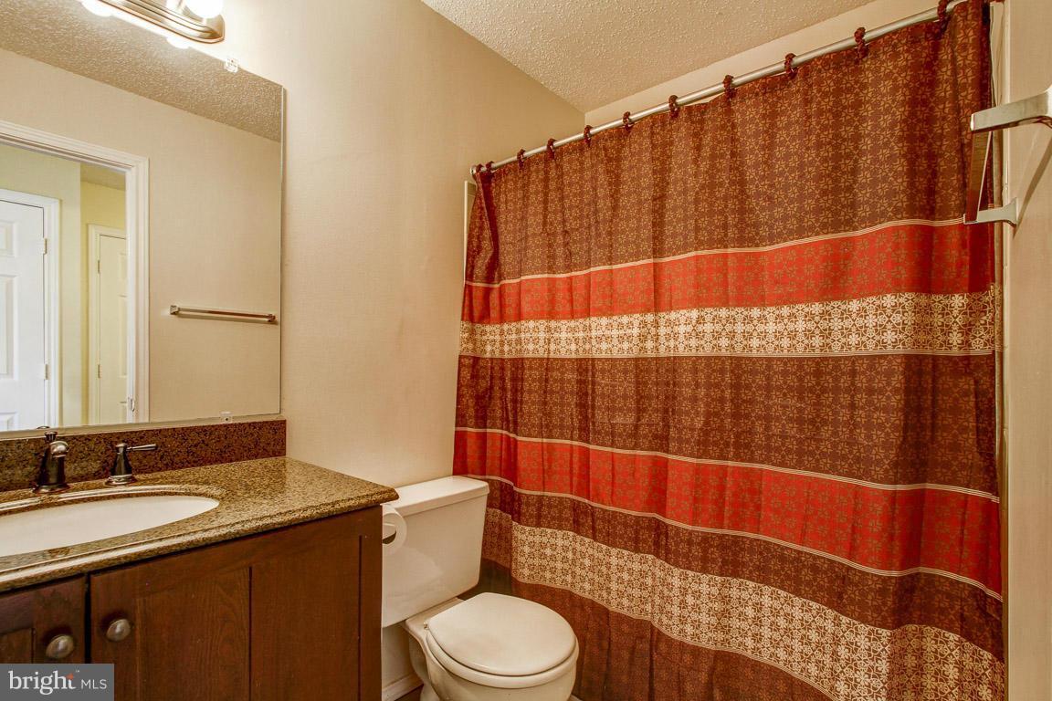 20951 Timber Ridge Terrace, Unit 201 Ashburn, VA 20147 - Photo 14 of 27 Bath