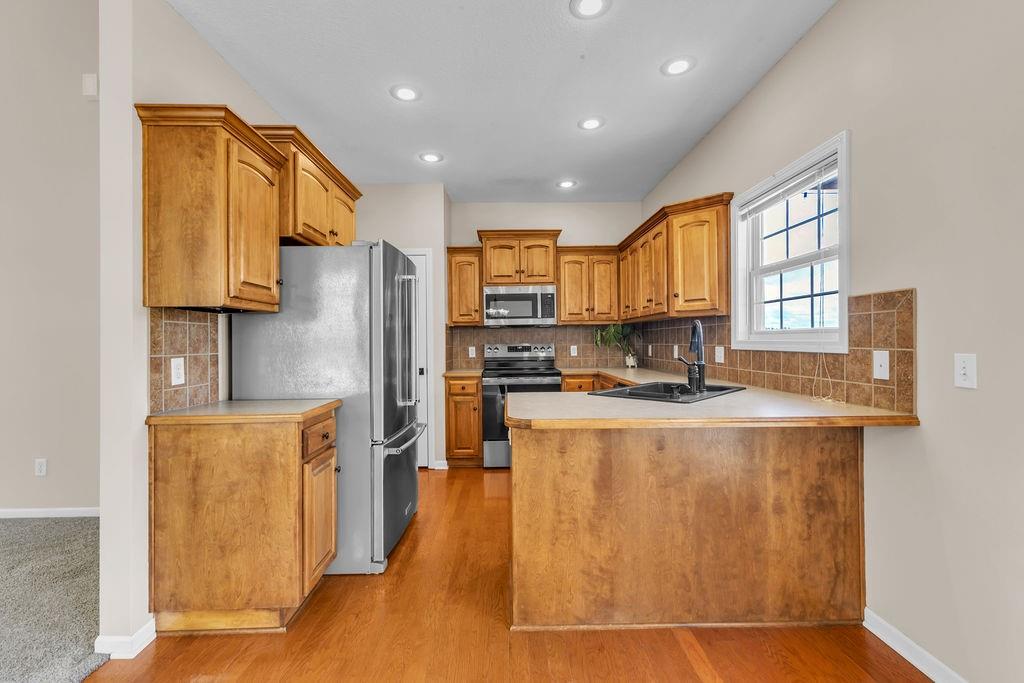 2708 Meadow Ridge Drive St. Joseph, MO 64504 - Photo 10 of 60