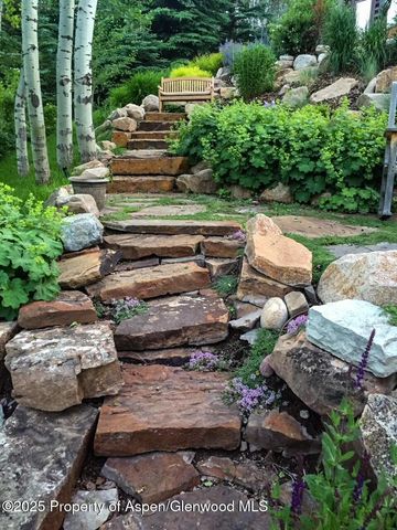 $1,865,000 | 389 Elk Mountain Drive, Redstone, CO 81623