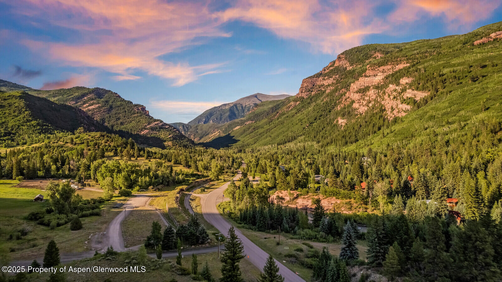389 Elk Mountain Drive Redstone, CO 81623 - Photo 26 of 64 28_389_Elk_Mountain_Drive028_mls