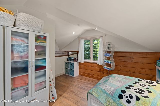 $1,865,000 | 389 Elk Mountain Drive, Redstone, CO 81623