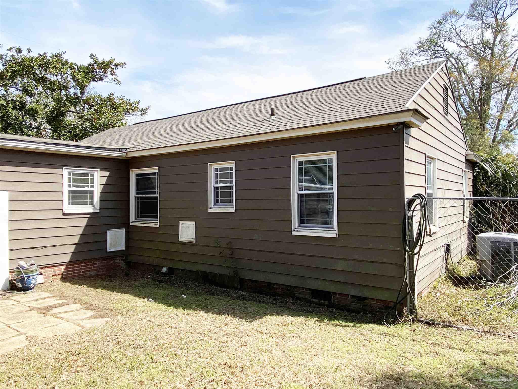 1200 Wilson Avenue Pensacola, FL 32507 - Photo 31 of 33