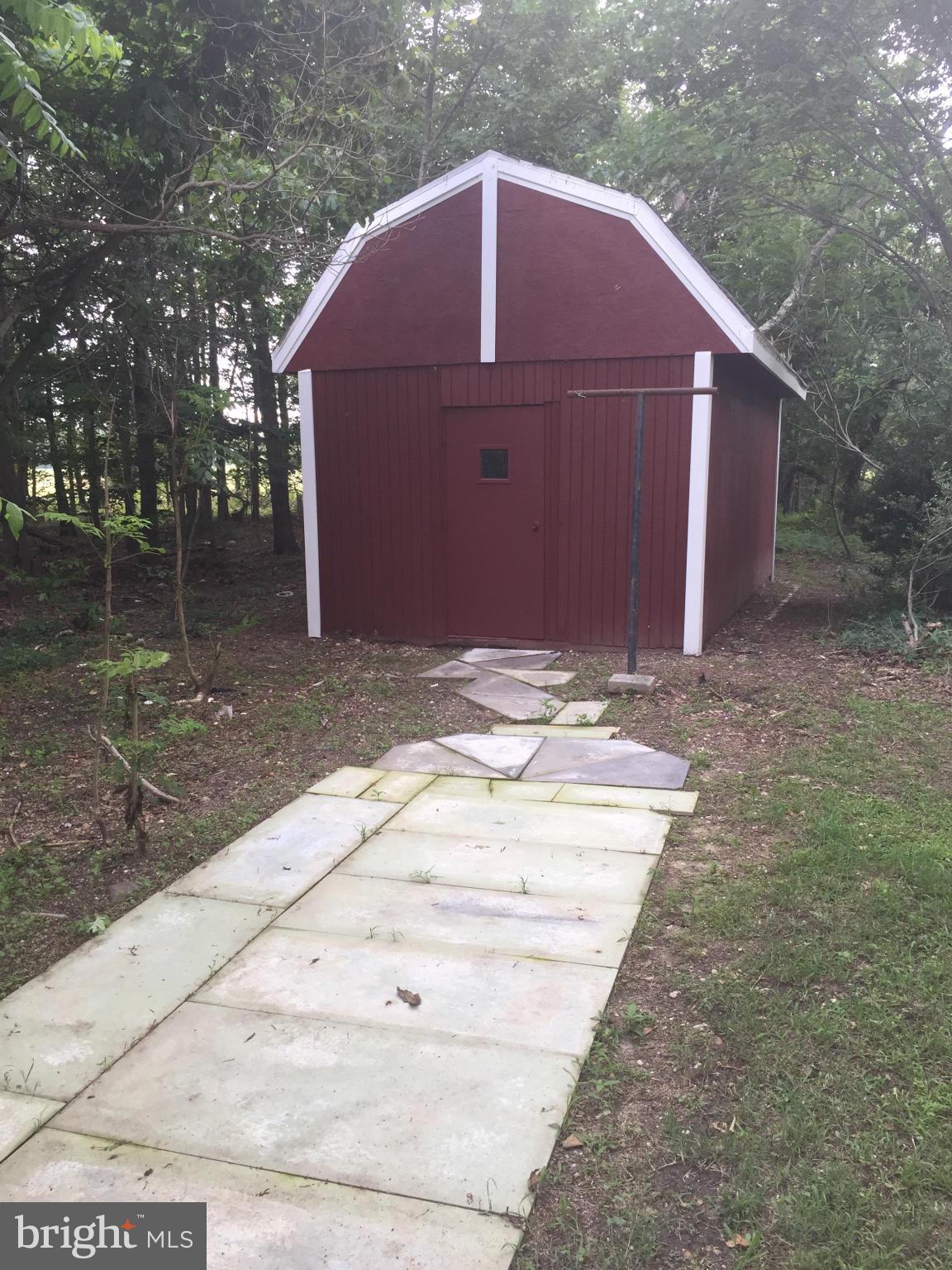 10611 Cross Rd Trail Brandywine, MD 20613 - Photo 29 of 30 Exterior (Rear)