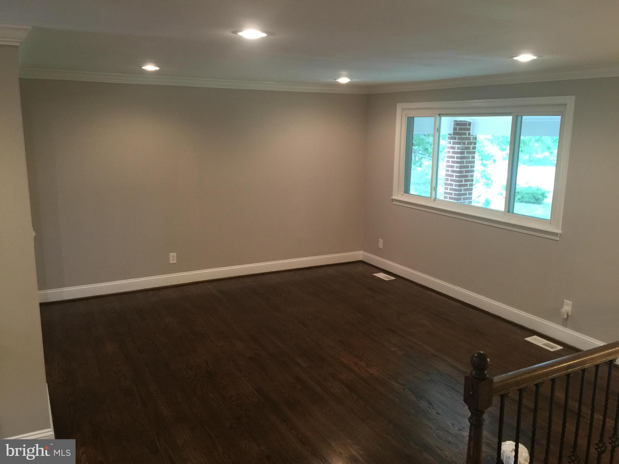 10611 Cross Rd Trail Brandywine, MD 20613 - Photo 6 of 30 Family Room