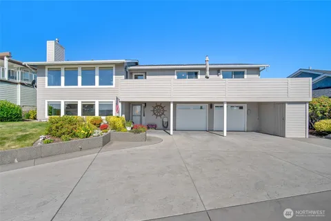 $1,050,000 | 8037 Chinook Way, Blaine, WA 98230