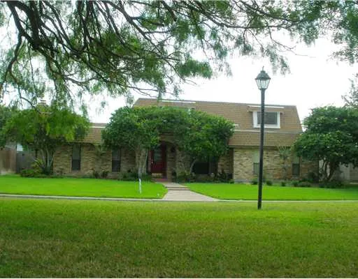 a view of a basketball court