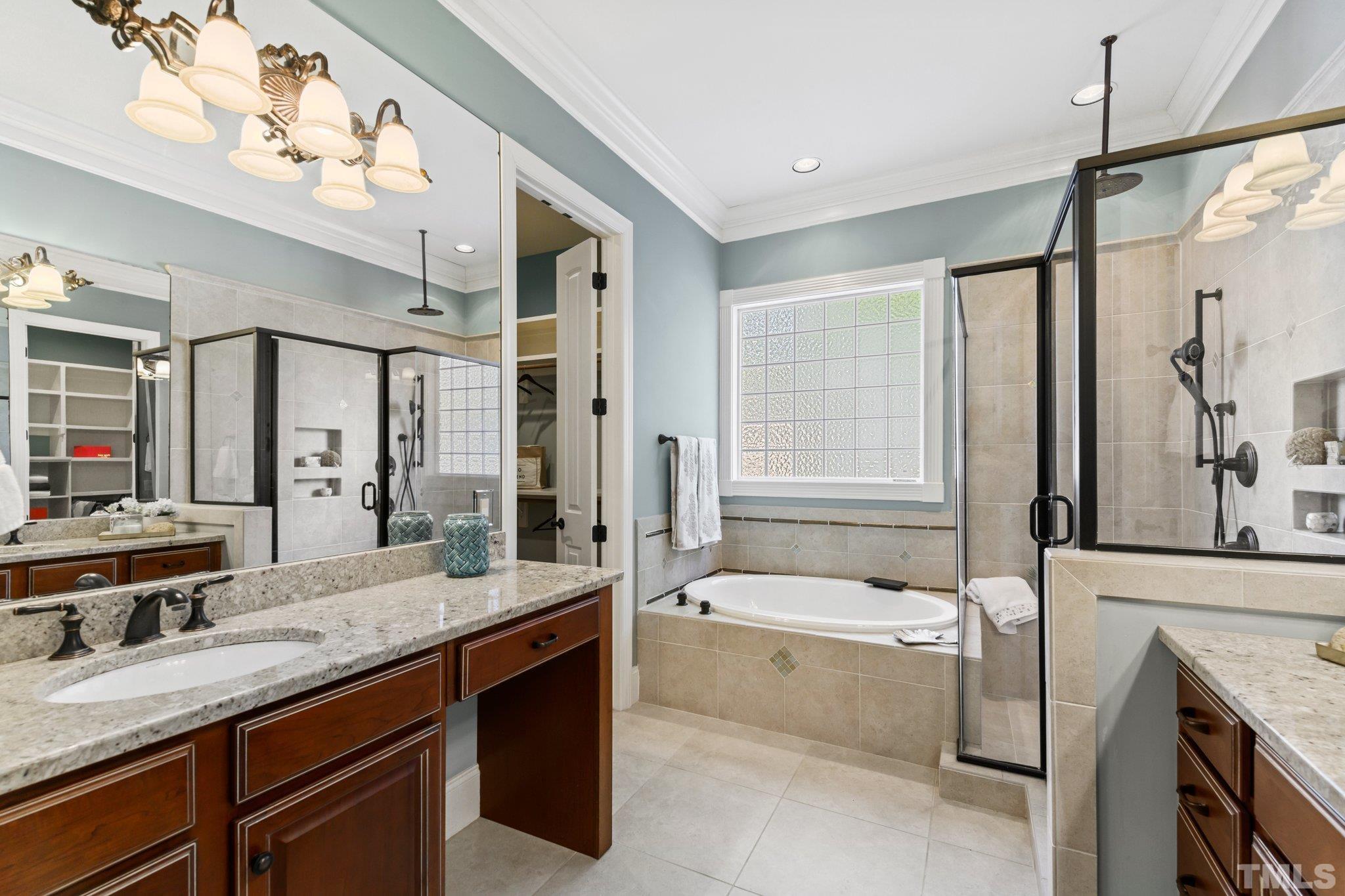 2601 Shadow Hills Court Raleigh, NC 27612 - Photo 12 of 30 Gallery Image 12