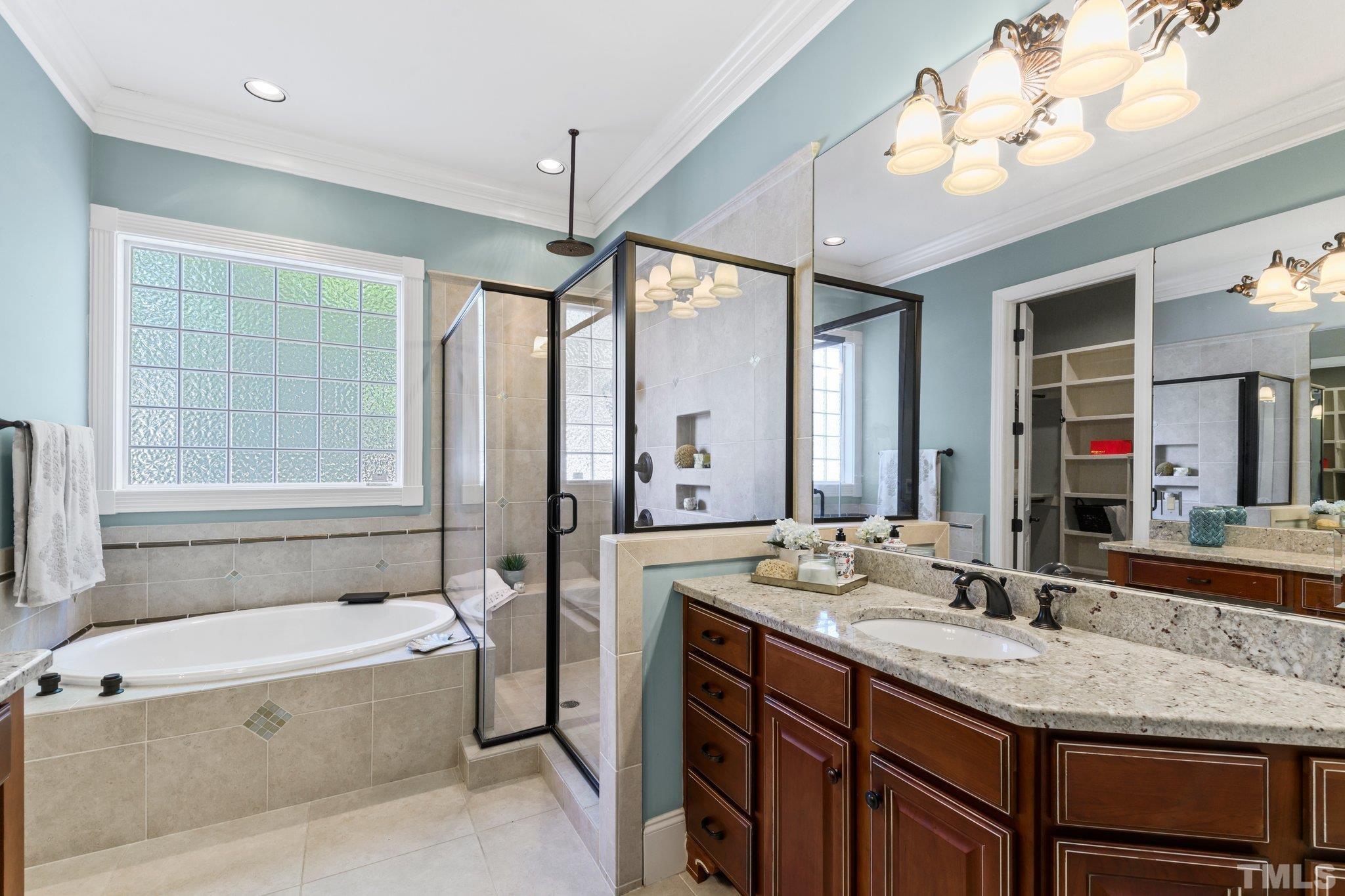 2601 Shadow Hills Court Raleigh, NC 27612 - Photo 13 of 30 Gallery Image 13