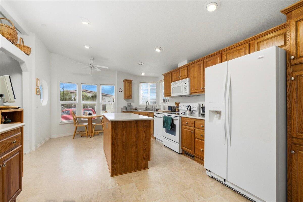 340 Old Mill Road, Unit 242 Santa Barbara, CA 93110 - Photo 29 of 29 Spacious kitchen