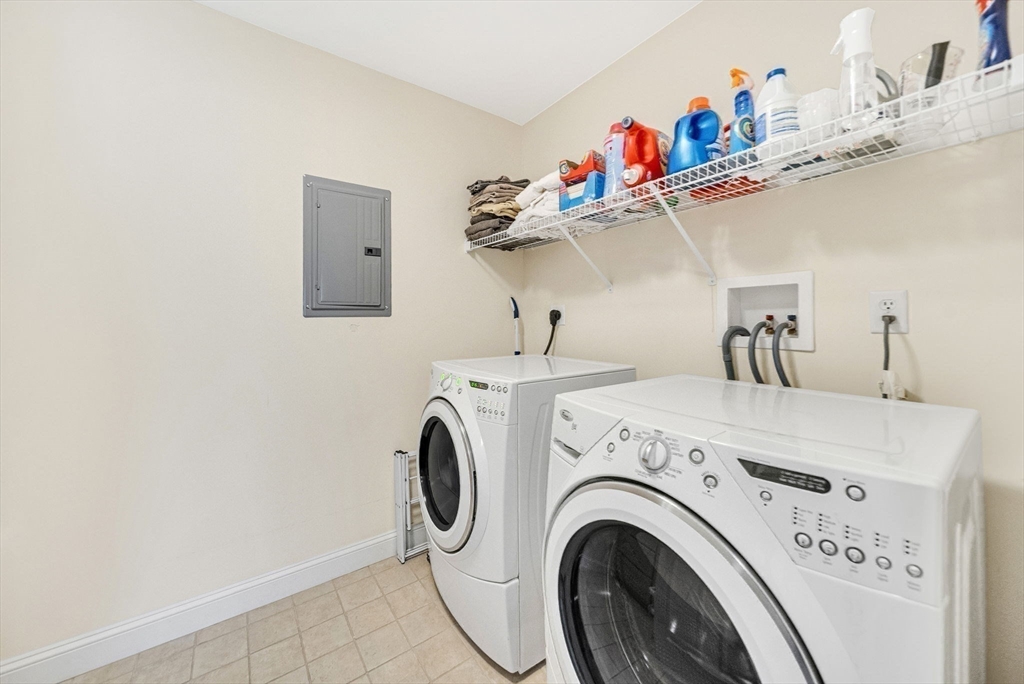52 Longacre Road Needham, MA 02492 - Photo 29 of 36