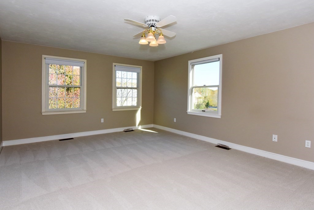 256 Stearns Road Marlborough, MA 01752 - Photo 27 of 40 Gallery Image 27