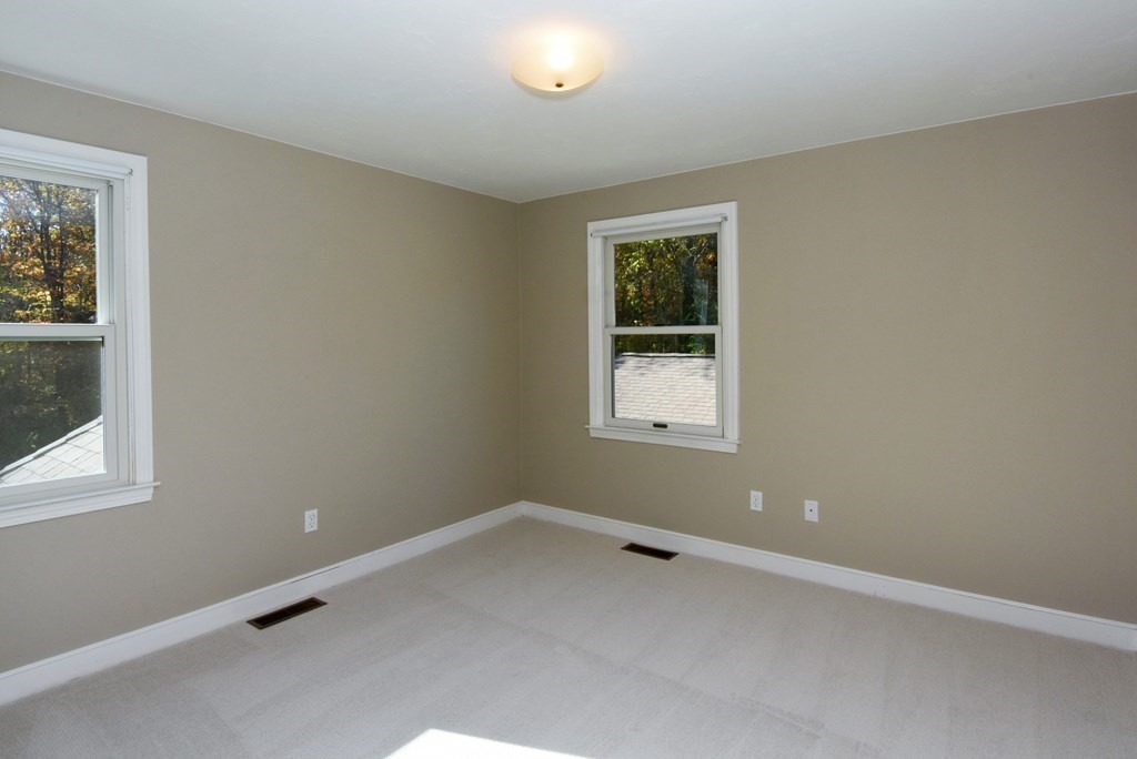 256 Stearns Road Marlborough, MA 01752 - Photo 33 of 40 Gallery Image 33