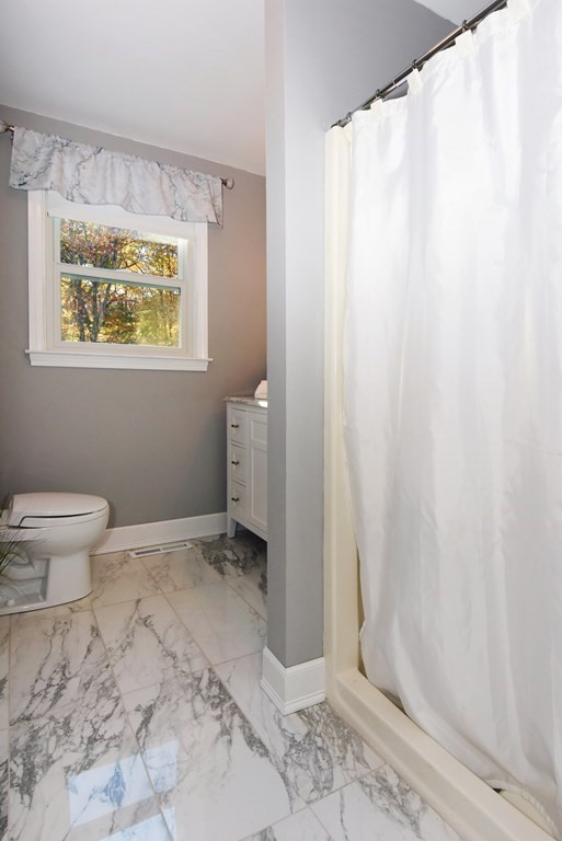 256 Stearns Road Marlborough, MA 01752 - Photo 34 of 40 Gallery Image 34