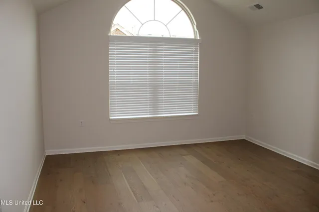 $319,500 | 8649 Parkview Oaks Circle, Olive Branch, MS 38654