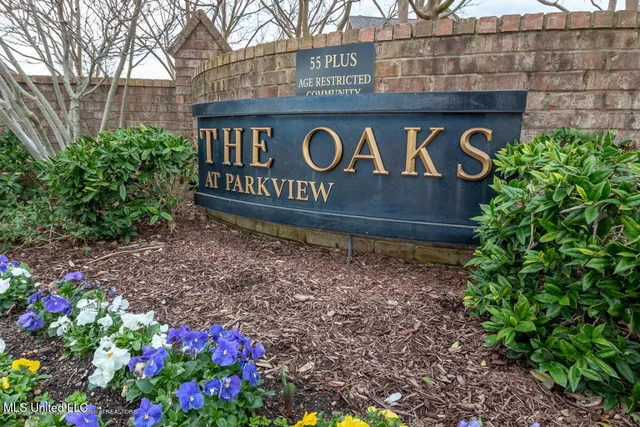 $319,500 | 8649 Parkview Oaks Circle, Olive Branch, MS 38654