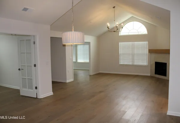 $314,900 | 8649 Parkview Oaks Circle, Olive Branch, MS 38654