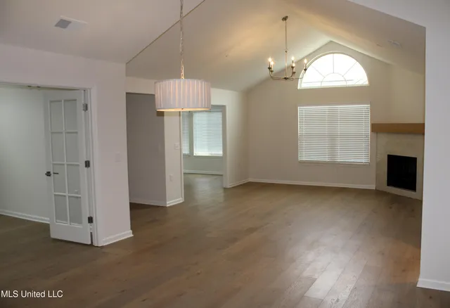 $319,500 | 8649 Parkview Oaks Circle, Olive Branch, MS 38654