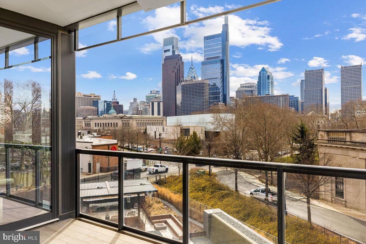 2100 Hamilton Street, Unit 3B Philadelphia, PA 19130 - Photo 1 of 27
