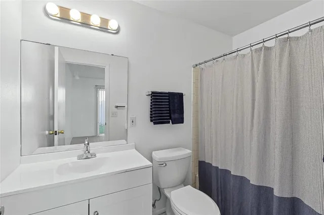 $229,900 | 1726 Tropical Court, Tavares, FL 32778